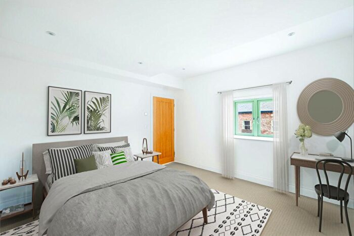 2 Bedroom Barn Conversion For Sale In Broadclyst, Exeter, EX5