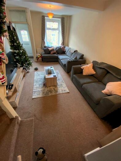 2 Bedroom Terraced House To Rent In Phillip Street, Graig, CF37