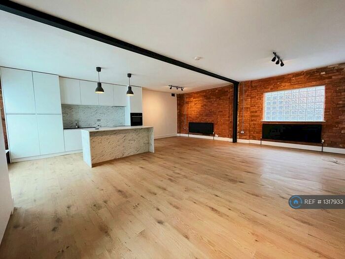 2 Bedroom Flat To Rent In Haydn Court, Nottingham, NG5