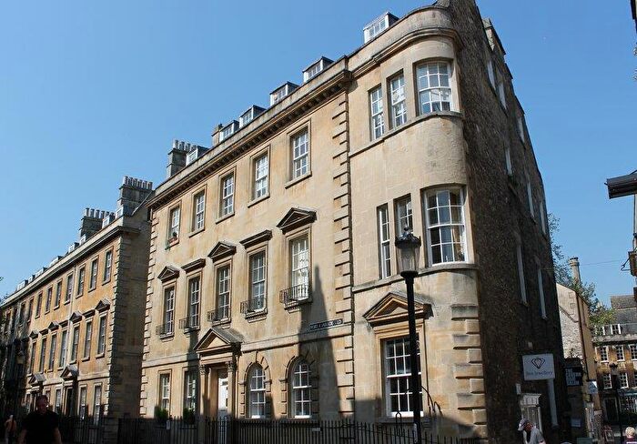 1 Bedroom Apartment To Rent In Hamilton House, North Parade Buildings, Bath, BA1