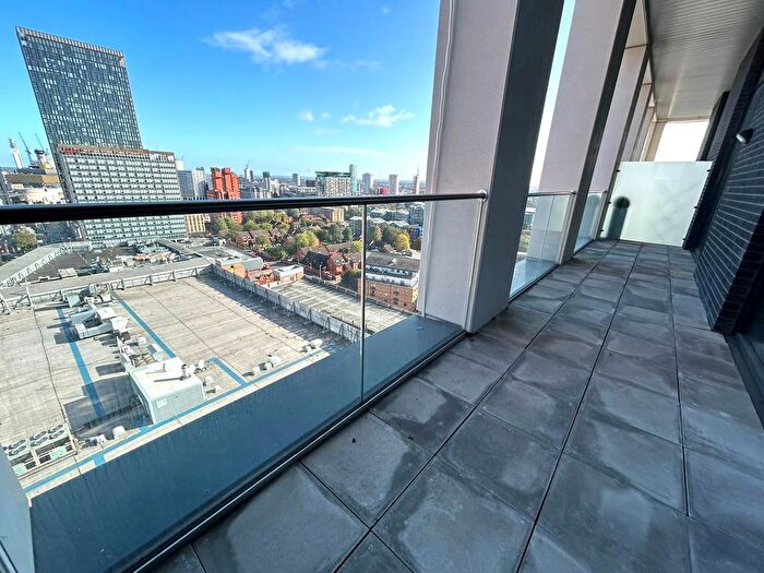 1 Bedroom Flat To Rent In St. Martins Place, Birmingham, B15