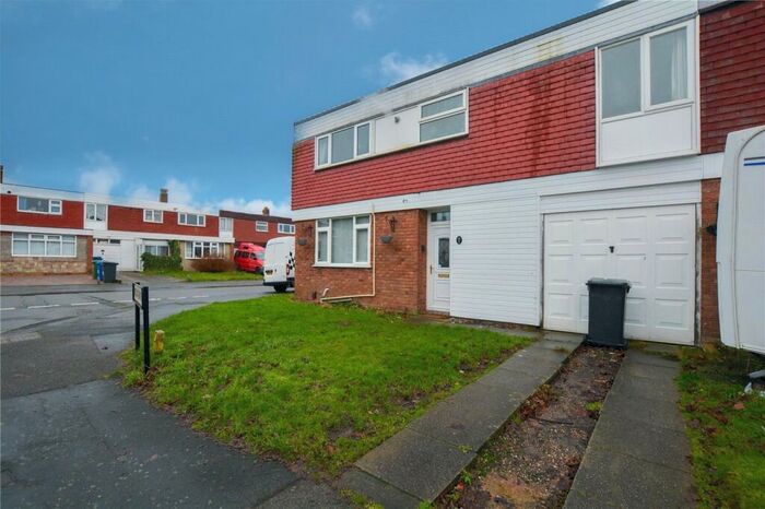 3 Bedroom End Of Terrace House To Rent In Portland Avenue, Tamworth, Staffordshire, B79