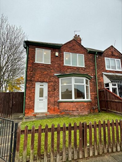 3 Bedroom Semi-Detached House To Rent In Second Avenue, Grimsby, DN33