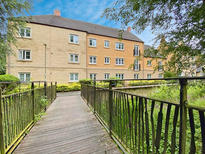 2 Bedroom Apartment To Rent In New Bridge Street, Witney, Oxfordshire, OX28