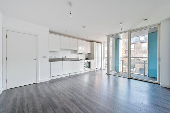 1 Bedroom Flat To Rent In Batavia Road, New Cross, London, SE14