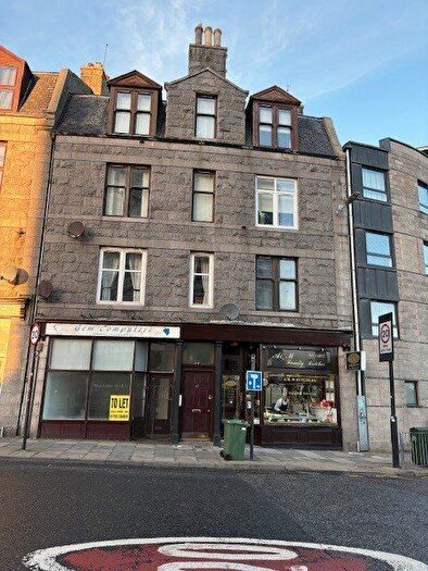 1 Bedroom Flat To Rent In Justice Street, Castlegate, Aberdeen, AB11
