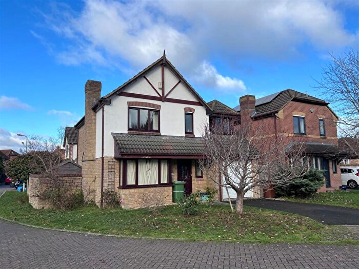 4 Bedroom Detached House For Sale In Doulting Court, Frome, BA11