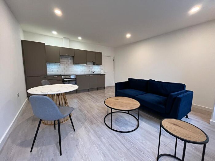 1 Bedroom Apartment To Rent In Southernhay Gardens, Exeter, EX1