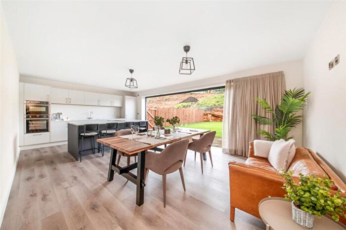 4 Bedroom Detached House For Sale In Station Road, Meltham, Holmfirth, HD9