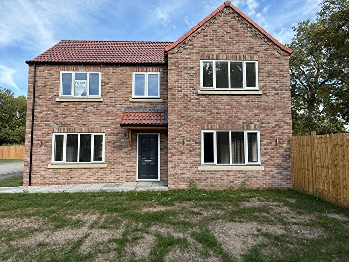 4 Bedroom Detached House For Sale In Holly Close, Whitley, DN14