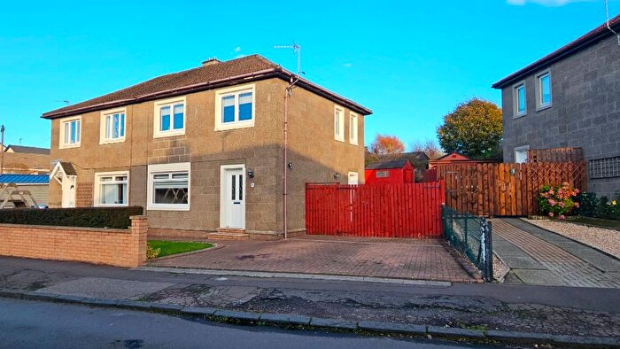 3 Bedroom Semi Detached House To Rent In Strathlachlan Avenue, Carluke, South Lanarkshire, ML8