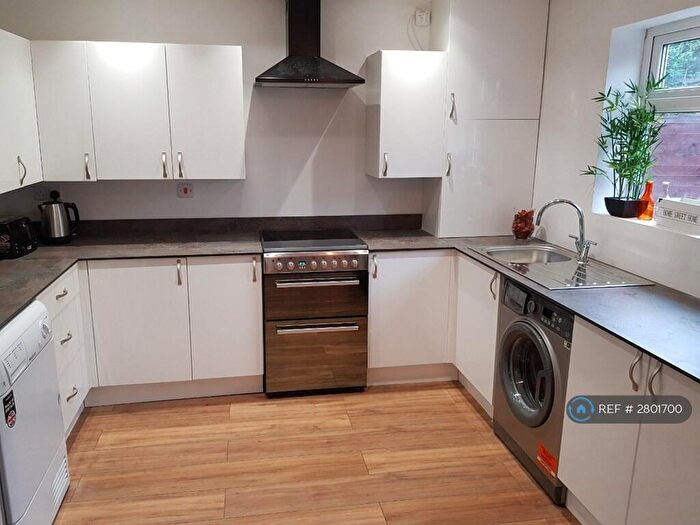 5 Bedroom End Of Terrace House To Rent In Tilling Road, Bristol, BS10