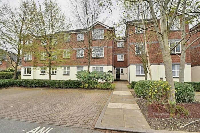 2 Bedroom Flat To Rent In Malting Way, Isleworth, TW7