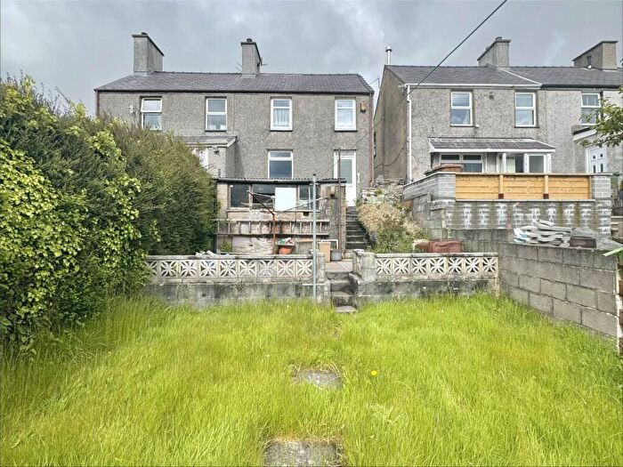 3 Bedroom Semi-Detached House For Sale In Gerlan Road, Bethesda, Bangor, Gwynedd, LL57