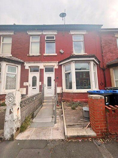4 Bedroom Terraced House For Sale In Keswick Road, Blackpool, Lancashire, FY1
