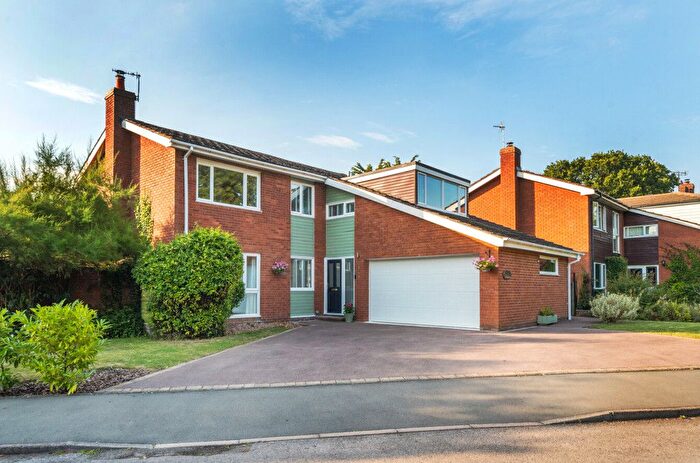 5 Bedroom Detached House For Sale In Court Road, Strensham, Worcester, WR8