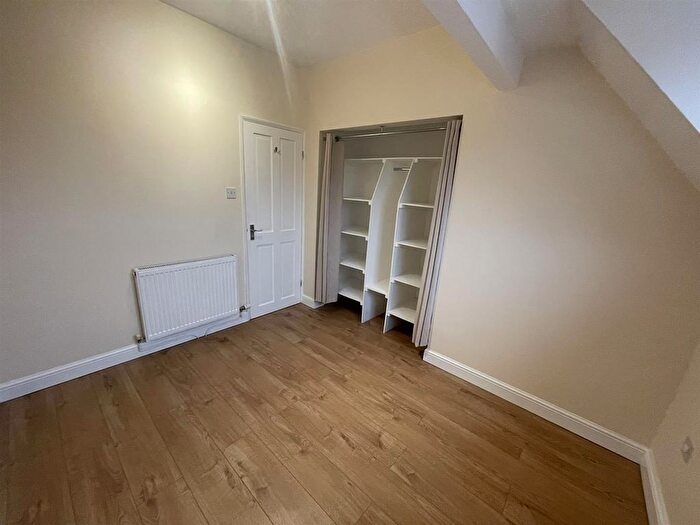 2 Bedroom Detached House To Rent In Chantry Gate, Bishops Cleeve, Cheltenham, GL52