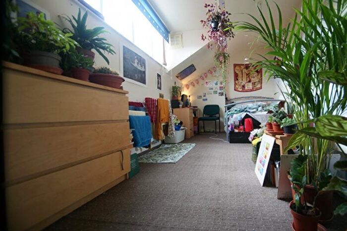 2 Bedroom Terraced House To Rent In Harold Road, Hyde Park, Leeds, LS6