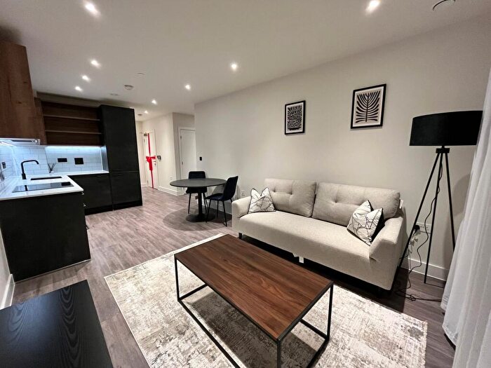 1 Bedroom Apartment To Rent In Belmont Row, Pitt Street, B4