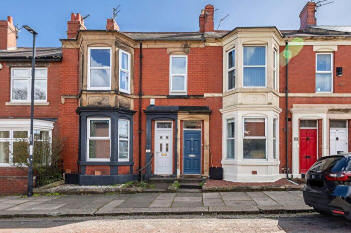 2 Bedroom Flat For Sale In Albemarle Avenue, Jesmond, NE2