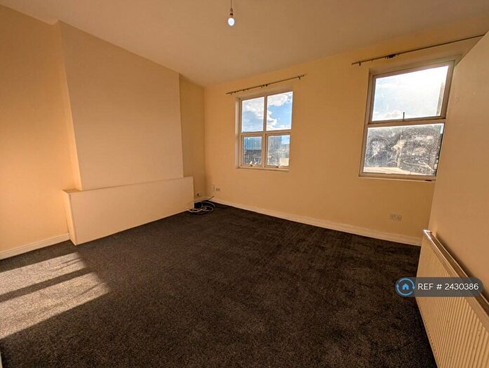 2 Bedroom Flat To Rent In Birchfield Road, Birmingham, B19