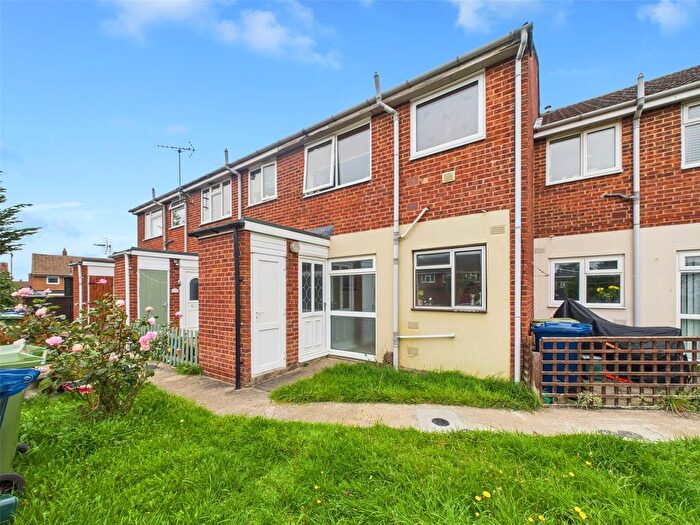 1 Bedroom Flat For Sale In Pound Close, Brockworth, Gloucester, Gloucestershire, GL3