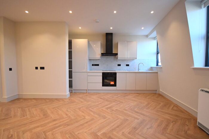 2 Bedroom Flat To Rent In Westow Hill, London, SE19