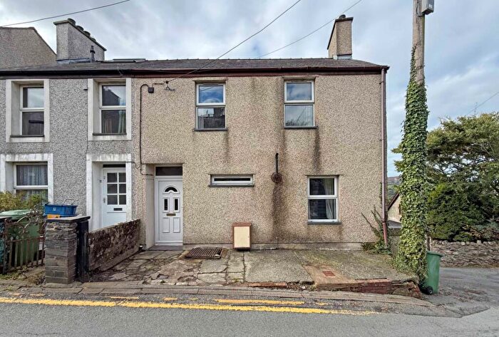 4 Bedroom Semi-Detached House For Sale In Gerlan Road, Gerlan, Bethesda, Bangor, LL57