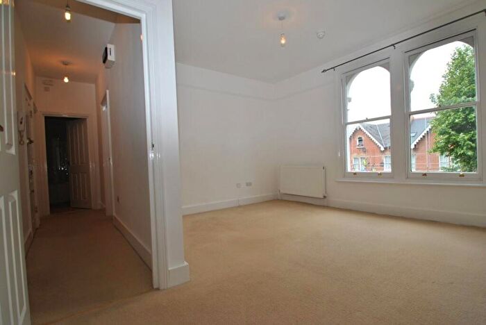 2 Bedroom Flat To Rent In Marmora Road, SE22