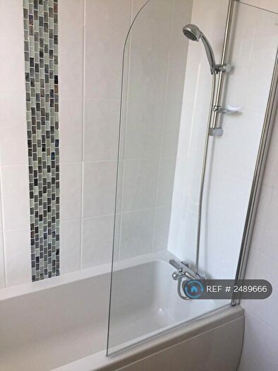 1 Bedroom Flat To Rent In Fernwood Court, Bournemouth, BH1