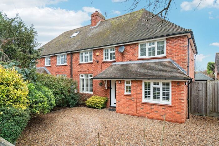 4 Bedroom Semi Detached House For Sale In Lower Icknield Way, Longwick, HP27