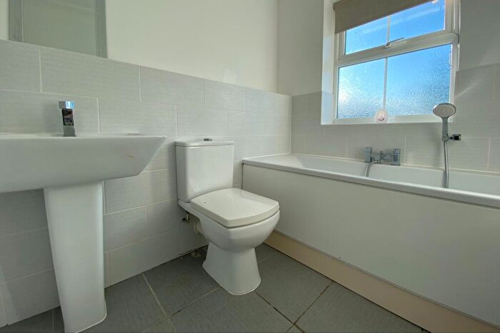 3 Bedroom End Of Terrace House For Sale In Goodwin Close, Deal, CT14