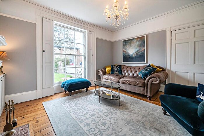 3 Bedroom Town House For Sale In Fairview Road, Cheltenham, GL52