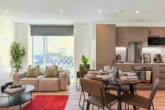 2 Bedroom Apartment To Rent In St Cecilia Street, Leeds, LS2