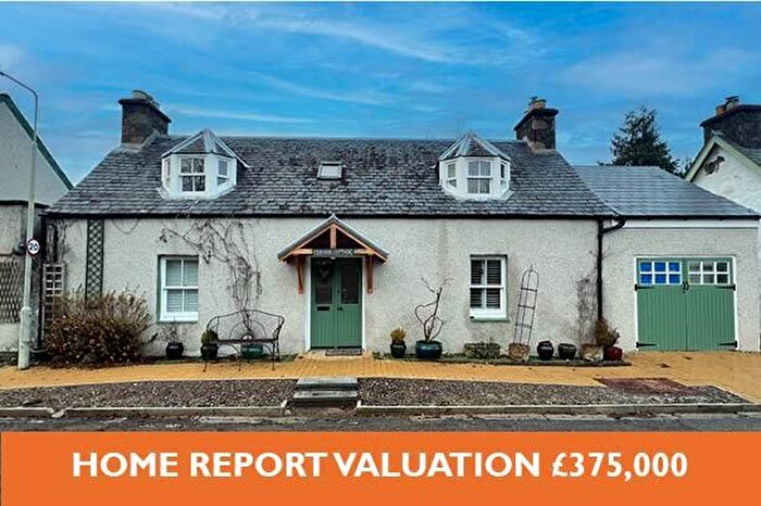 3 Bedroom Cottage For Sale In Ferness Cottage, West Lewiston. Drumnadrochit, Inverness, IV63