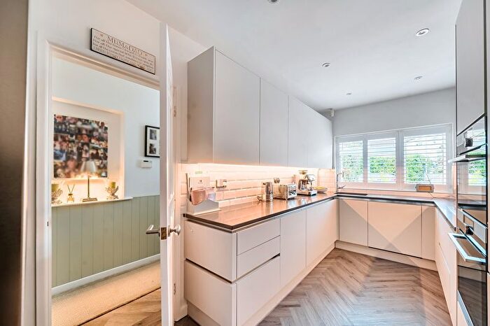 3 Bedroom Bungalow For Sale In Heron Drive, Colehill, Wimborne, BH21