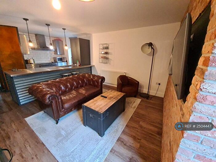 2 Bedroom Flat To Rent In The Grid, Leeds, LS6