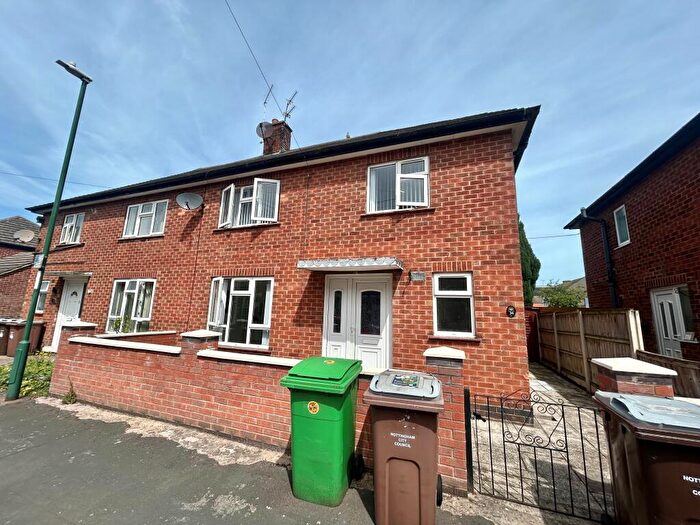 3 Bedroom House To Rent In Claude Street, Nottingham, NG7