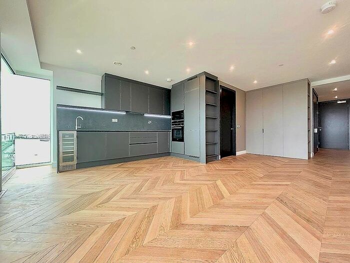 2 Bedroom Flat To Rent In Hennessey Apartments, Brigadier Walk, Woolwich, London, SE18