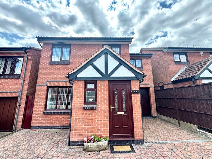 4 Bedroom Detached House To Rent In Torvill Drive, Nottingham, NG8
