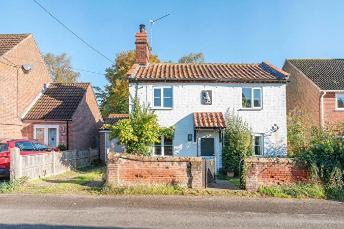 3 Bedroom Detached House For Sale In Eastgate Street, North Elmham, NR20