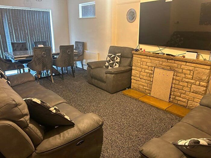 5 Bedroom House To Rent In London Road, Headington Oxford, OX3