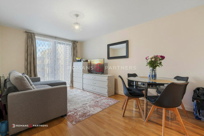 1 Bedroom Apartment To Rent In Penfield Court, Colindale, NW9