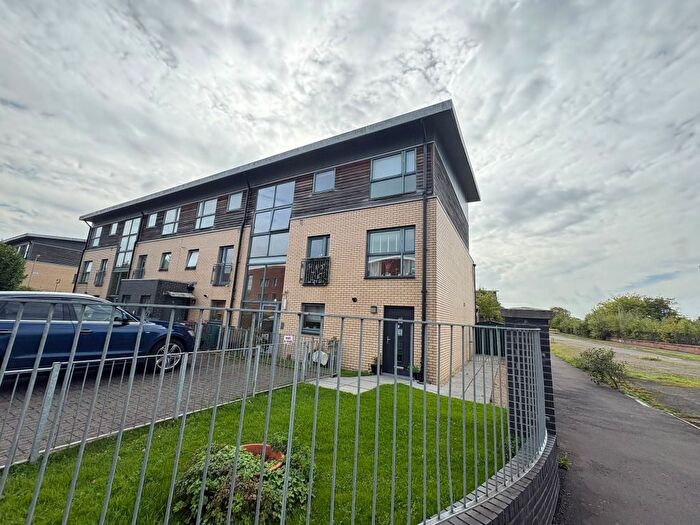 1 Bedroom Flat To Rent In Vicarfield Street, Govan, Glasgow, G51