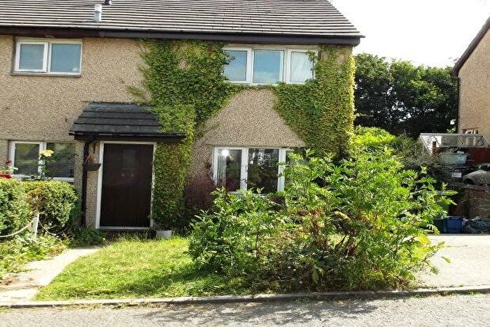 2 Bedroom Property To Rent In Chudleigh, Newton Abbot, TQ13