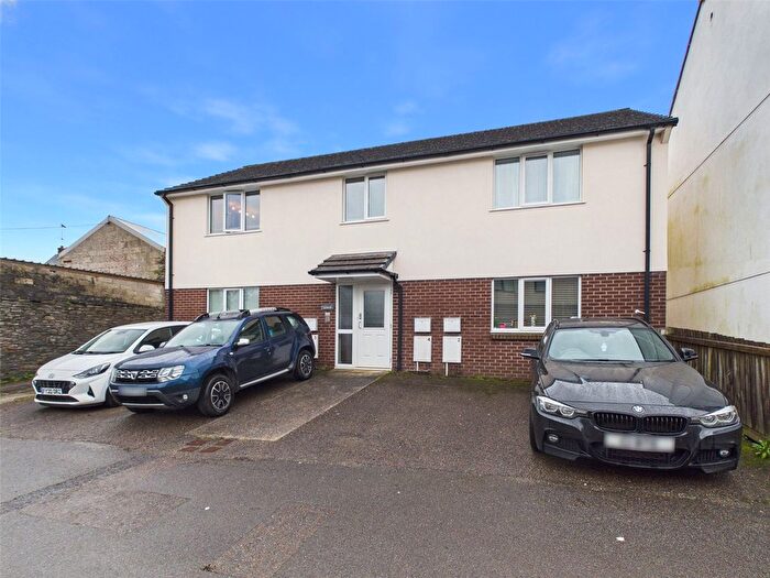 1 Bedroom Flat For Sale In Glen Road, Wadebridge, Cornwall, PL27