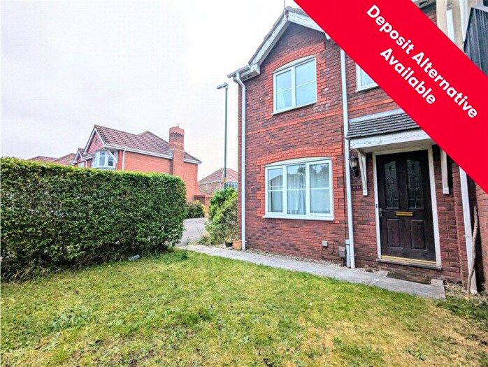 3 Bedroom End Of Terrace House To Rent In Colliers Break, Emersons Green, Bristol, BS16