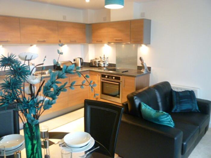 2 Bedroom Flat To Rent In Bonfire Corner, Portsmouth, PO1