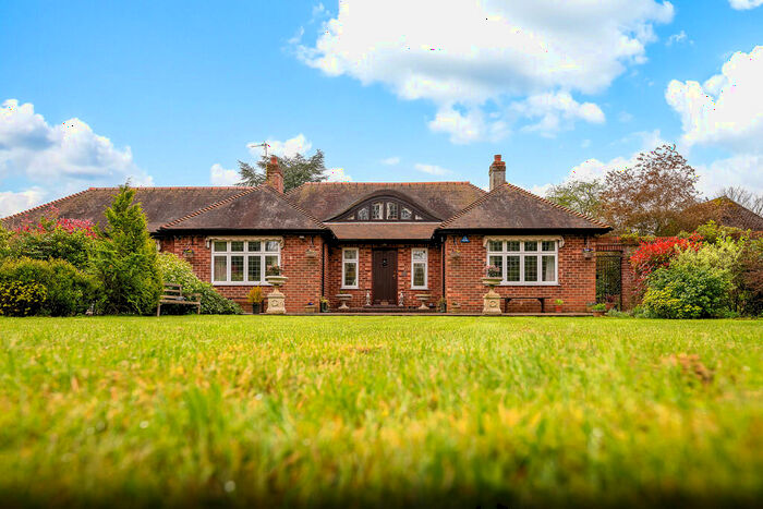 3 Bedroom Detached Bungalow For Sale In Parkfield, Lincoln Road, Nettleham, LN2