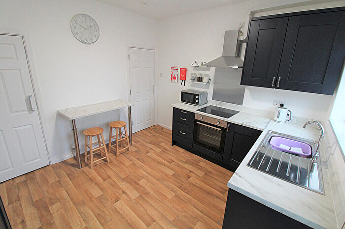 5 Bedroom Town House For Sale In Eastfield Road, Peterborough, PE1